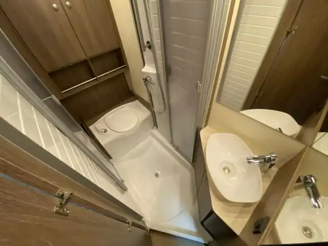 HYMER-ERIBA Future 430 T 